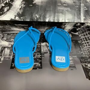 DV Sandals